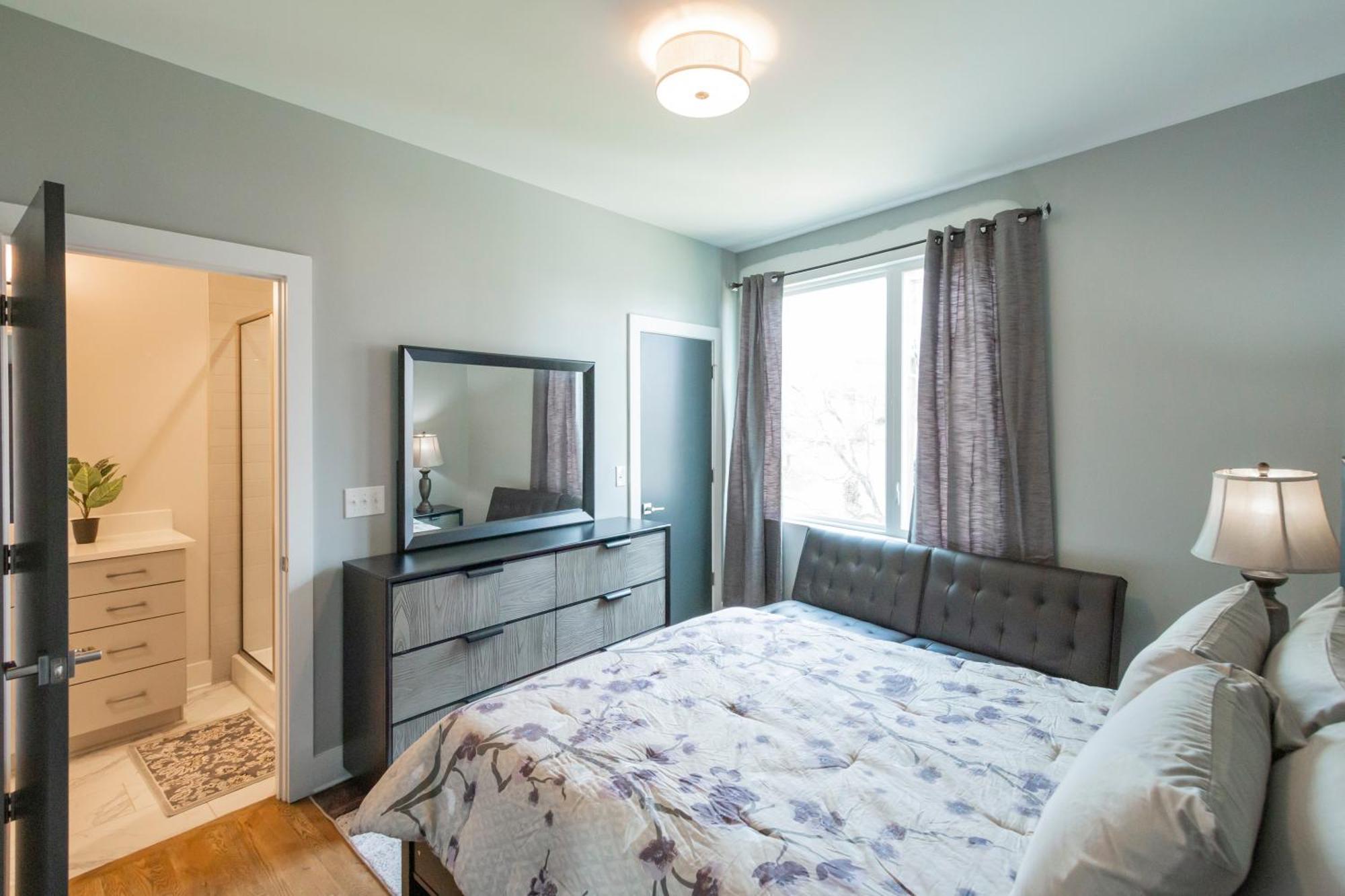 Luxury Townhome Skyline Views Mins To Dt Нашвілл Екстер'єр фото